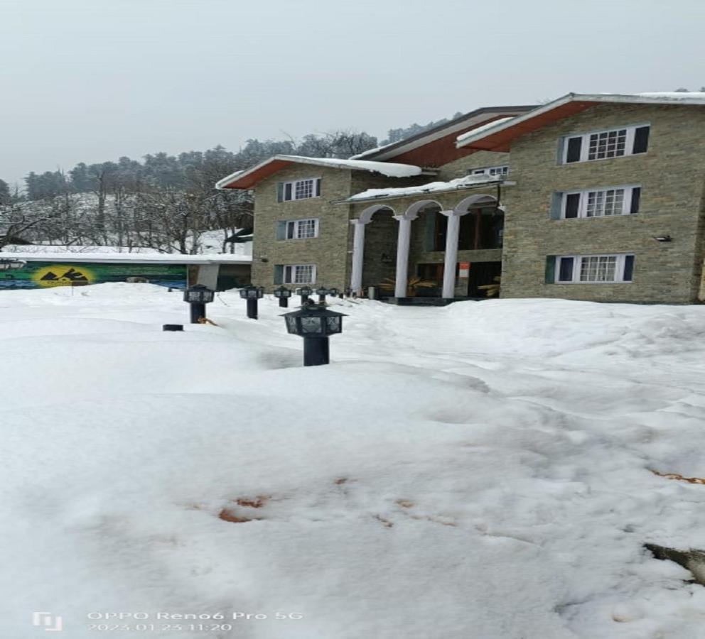 Hotel Outlook Pahalgām Exterior foto